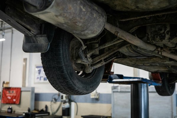 Garage auto à guingamp : comment choisir le bon atelier pour votre véhicule ?