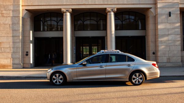 Top services pour réserver un taxi à la gare de Cagnes-sur-Mer